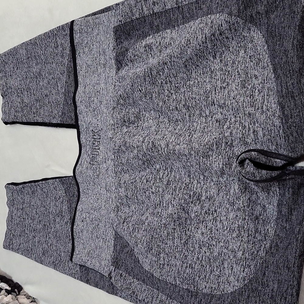 Victoria's Secret PINK Leggings - Picture 6 of 7